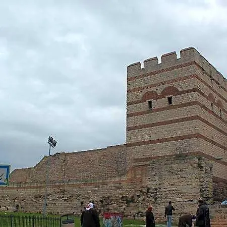 מלון Liman