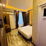 Liman Hotel 2*